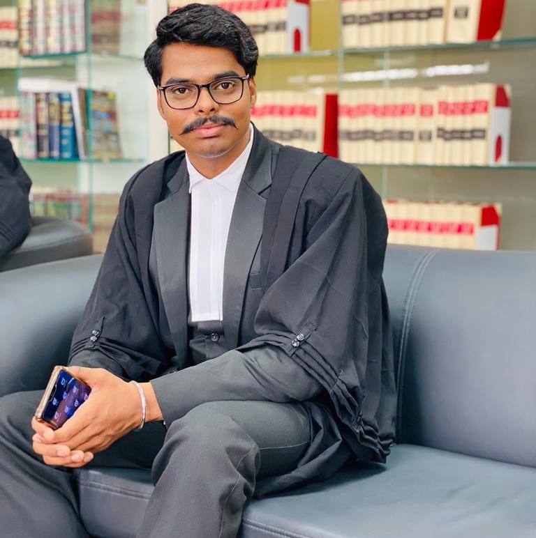 Advocate Rohit Khinchi